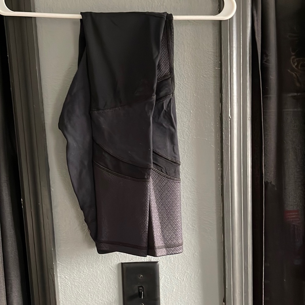 Calia by Carrie underwood mesh cutout leggings